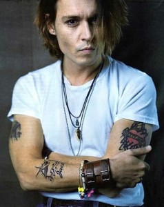 johnny-depp-bird tattoo