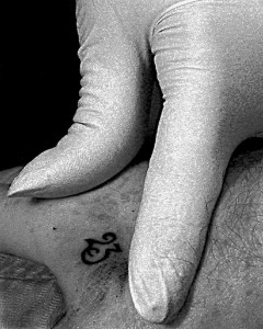 newly made symbol finger tattoo design finger tattoo design