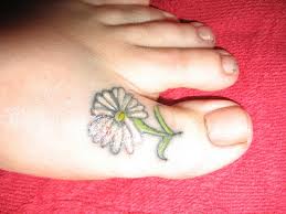 Toe Design Daisy Tattoo Toe Design Daisy Tattoo
