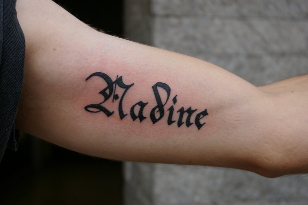 Name Tattoos - Cool Examples, Font Recommendations & Designs