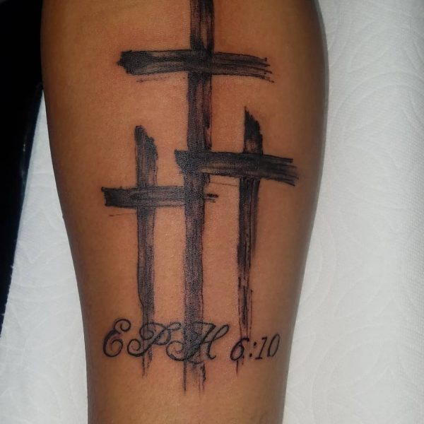 25 Amazing Cross Tattoos - Tattoo Me Now