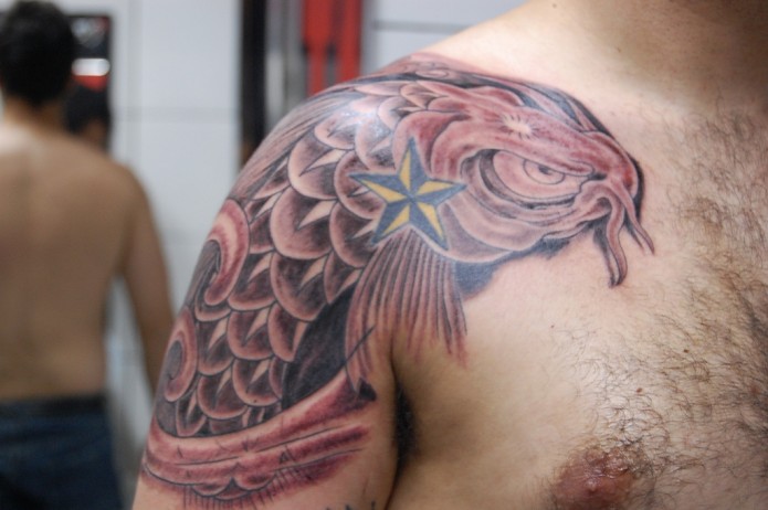 shoulder tattoo