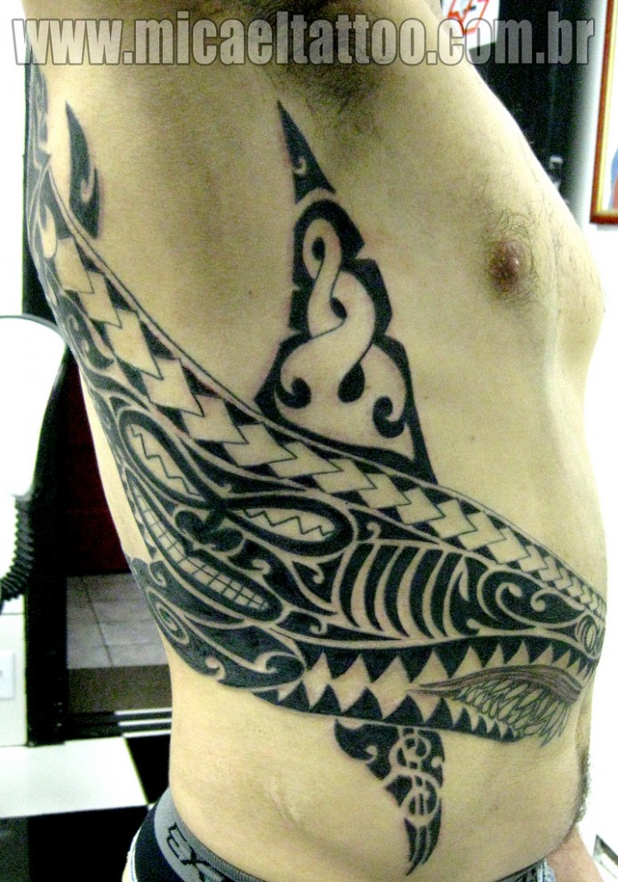 maori tattoo on rib cage