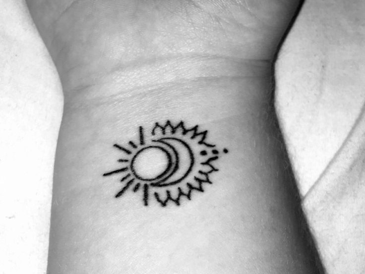 65 Amazing Sun and Moon Tattoo Designs for the Couples ...