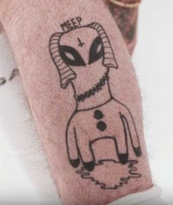 Patent overvåge Høring Stories and Meanings behind Lil Peep's Tattoos - Tattoo Me Now