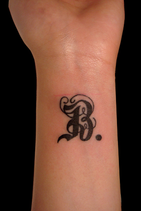 letter b tattoo fonts