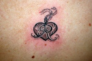 31 Striking Love Heart R Tattoo Ideas For Men and Women  Psycho Tats