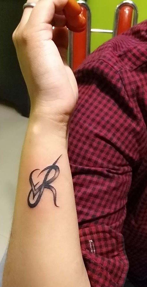 letter R tattoo | letter R tattoo designs and Fonts - YouTube | Letter r  tattoo, R tattoo, Tattoos