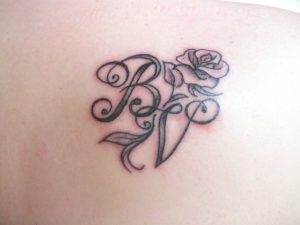 121 R Letter Love Tattoo Images Stock Photos  Vectors  Shutterstock