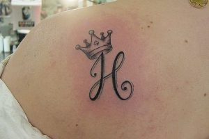 H letter tattoo designs for girls on hand by pen easy #Tattoo style -  YouTube