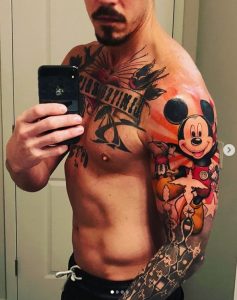 David Bromstad Tattoos Mickey Mouse 01 finished