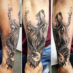 Featured image of post Fenrir Tattoo Forearm Male tattoos on forearms are characterized by the fact that they are usually inked over the entire area of
