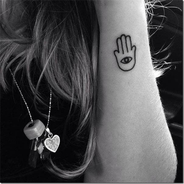 11 Small Hamsa Tattoo Ideas That Will Blow Your Mind  alexie
