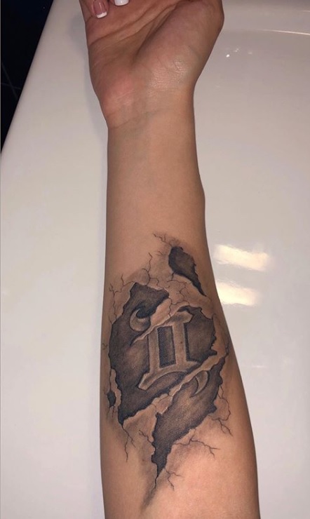 Gemini Tattoo on forearm 05