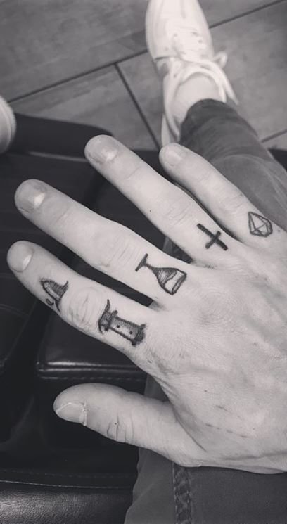 Small Tattoos for men finger 30