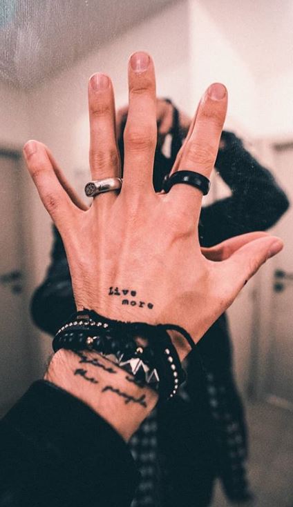 Tiny Finger Tattoo Ideas For Men - Mitcho Tattoo Ideas