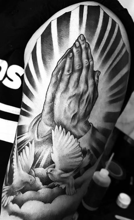 100 Amazing Praying Hands Tattoos Ideas & Meanings – Ultimate