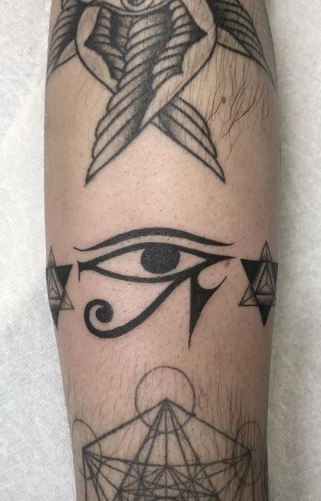 eye of horus tattoos leg 03