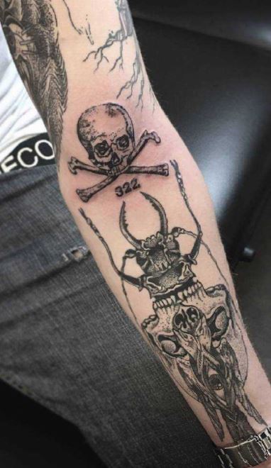100 Ink Skull Cross Back Tattoo Design png  jpg 2023