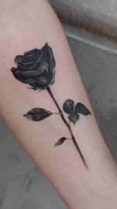 14 Awesome Black Rose Tattoos Worth Seeing