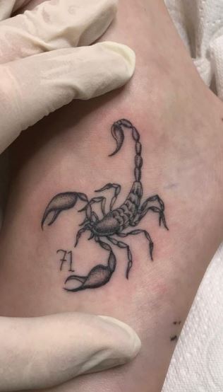 Samantha Maria Scorpion Tattoo | Steal Her Style