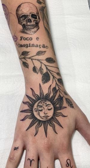 Sun Moon Tattoos What S Their Meaning Plus Photos