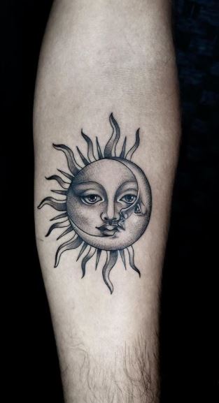 Sun Moon Tattoos What S Their Meaning Plus Photos