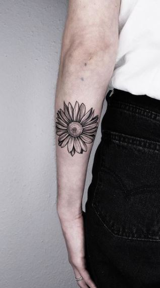 50 Pretty Daisy tattoos for the Anthophiles  Tats n Rings