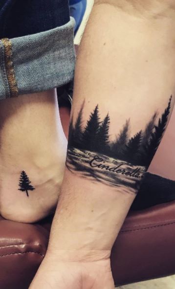 Tattoo uploaded by Brodie Emerson Dasinger • Matching palm tree tattoos  #couplestattoos #palmtree #SouthBeach • Tattoodo