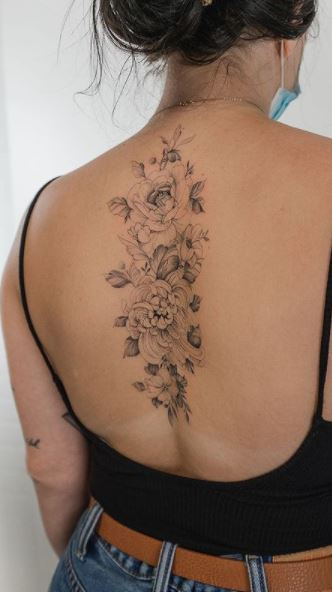 24 Spine Tattoo Designs For Strong Women  Psycho Tats