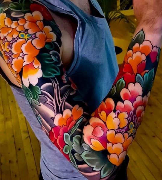 35 Awesome Traditional Japanese Sleeve Tattoos - Tattoo Me Now 35 Awesome Traditional Japanese Sleeve Tattoos - Tattoo Me Now