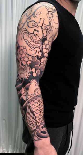35 Awesome Traditional Japanese Sleeve Tattoos - Tattoo Me Now
