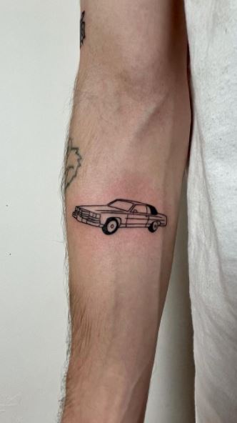 15 MindBlowing Car Tattoo Designs for Racing Fanatics