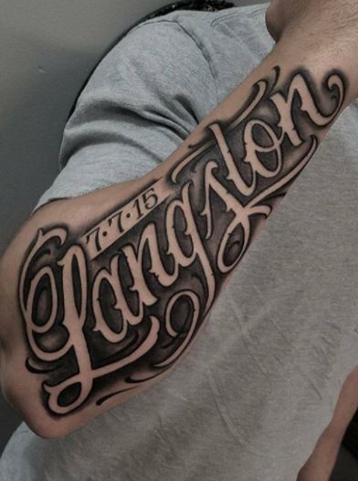 Name Tattoos - Cool Examples, Font Recommendations & Designs