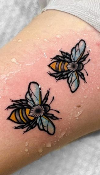 Traditional honey bee by Marc Chislett at Nostalgia Tattoo Guelph  Ontario  Traditional tattoo bee Honey bee tattoo Black ink tattoos