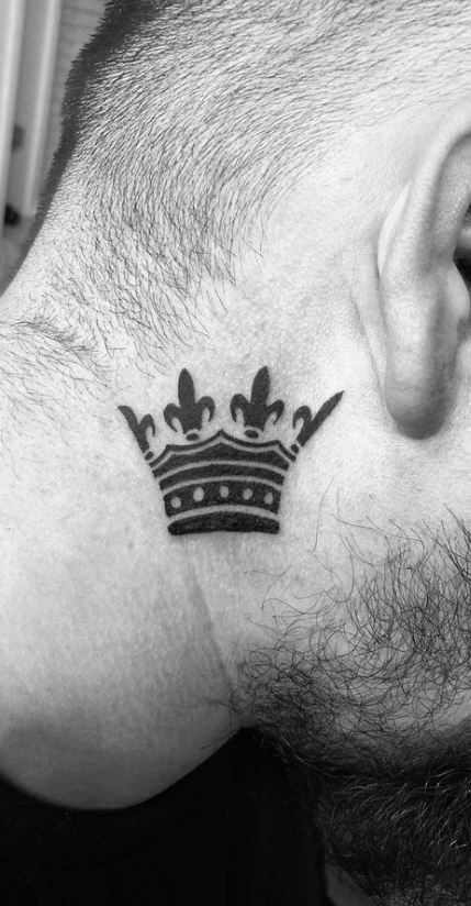 Premium Vector  Crown symbol logo tattoo design stencil vector illustration