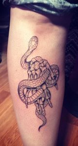 100+ Stunning Skeleton Hand Tattoos & Meanings - Tattoo Me Now