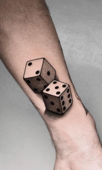 6 Wonderful Dice Tattoo Designs