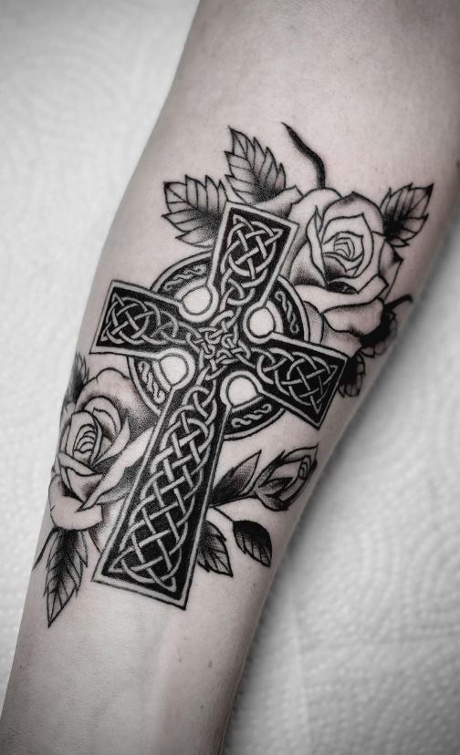 60 Celtic Cross Tattoos  Journey Through Time And Culture  Tattoo Me Now