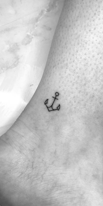 Anchor with chain | Temporary tattoos - minink